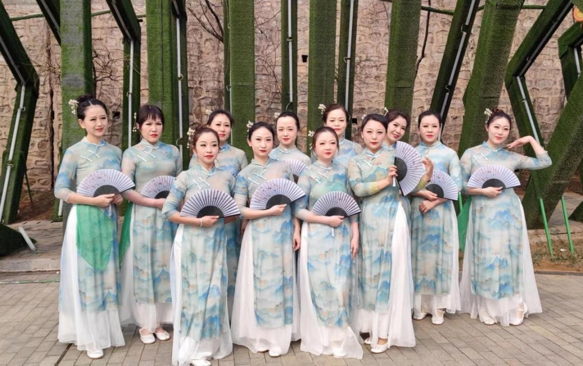 義馬.jpg